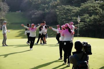 “最強ジャパン”が大逆転で準決勝進出　第1シードの米国と激突