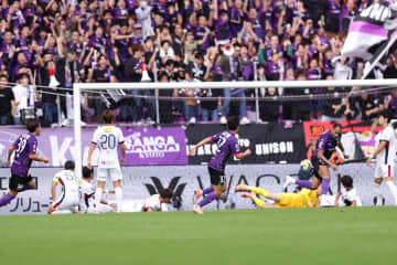 首位・鹿島、京都とドローで3戦未勝利　柏と勝ち点1差に…後半ATに追い付くもまた足踏み
