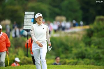 渋野日向子は「74」で44位に後退　初日に続いてボギーの8番に「ホント、今週で一番嫌いなホール」
