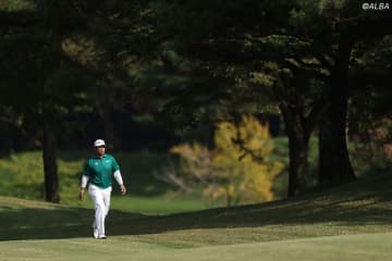 松山英樹が44位から7位に急浮上　桂川有人は首位に2打差3位で最終日へ