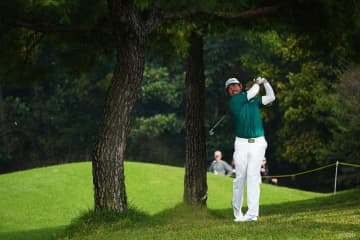 桂川有人が2打差3位に浮上 松山英樹は3打差を追って最終日へ