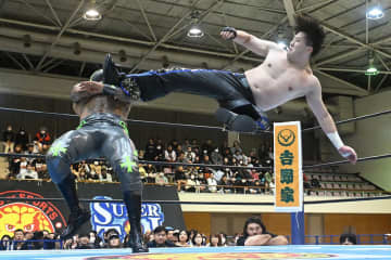 【新日本・ＳＪＴＬ】ＹＯＨ＆マスター・ワトが開幕３連勝　Ａブロックは３日目で早くも２チームの争いに