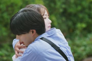 長尾謙杜＆山田杏奈の距離がぐっと近づく印象的な“あのシーン”も！『恋に至る病』メイキング映像