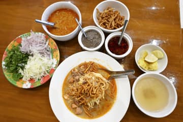 1970年大阪万博で人気、ミャンマーの麺　最大都市ヤンゴンの老舗料理屋で長年愛され