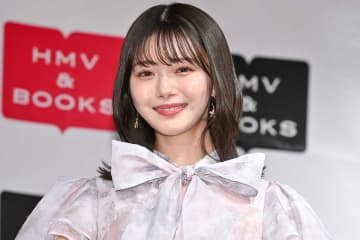 元AKB48・市川美織、ディズニーコスプレの再現度にファン衝撃「これはヤバい」「美しすぎる」