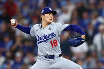 山本由伸がPS２試合連続完投勝利！105球８K１失点の圧巻ピッチにLA記者は激賞「信じられないパフォーマンスだ」