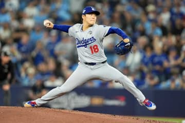 エース山本由伸、衝撃のWS完投勝利！　強力Bジェイズ打線相手に4安打1失点、4回以降はパーフェクト　初回大ピンチ、味方の凡ミスを乗り越えPS2戦連続完投