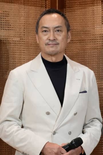 渡辺謙、娘との2ショットを披露→「かっこいい！」「めちゃくちゃ素敵」注目集まる