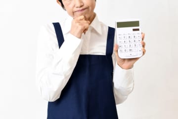 年金は「60歳から受給＋パート月6万円」「65歳から受給」どちらにすべき？ 70歳時点で“どちらが得か”FPがシミュレーション