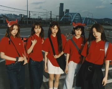 「LE SSERAFIM」の「SPAGHETTI」、MV1500万回再生突破…55カ国・地域で「iTunesトップソング」1位