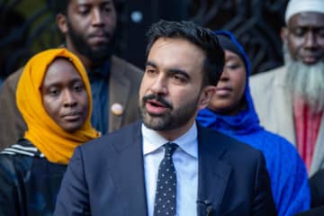 NY、イスラム教徒市長に現実味　期日前投票始まる