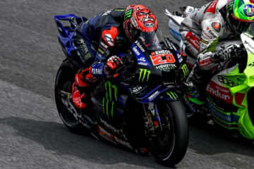 5位ポイント獲得のクアルタラロ「これほどバトルを楽しめたのは久しぶり」リンスはグリップ低下に苦戦／第20戦マレーシアGP