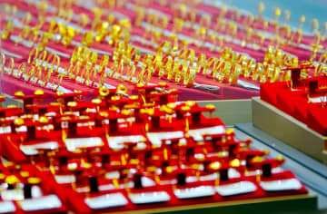 金価格が急騰、婚礼用の金製品をレンタルで済ませる夫婦が増加―中国