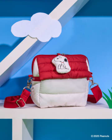 スヌーピーのおうちがショルダーバッグに！ 『PEANUTS』×「レスポートサック」10．29発売