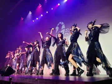 WHITE SCORPION、初の海外公演実現。香港で堂々パフォーマンス