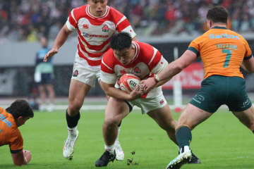 【日本代表】オーストラリア代表“ワラビーズ”に4点差の惜敗。江良、竹内の1列コンビが躍動