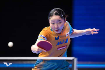 張本美和 カットマン橋本帆乃香を撃破！今季5勝目に王手かけ決勝は早田と対決【卓球 WTTロンドン】