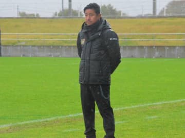 青森山田、歴史的敗戦からの再出発　正木監督「もうあの経験はしたくない」