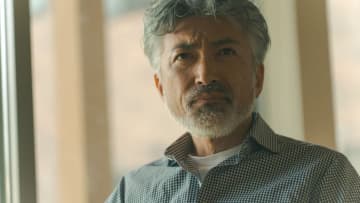 本当に申し訳ない…〈退職金2,400万円〉60歳・元教員。人生勝ち組のはずが、年上妻も崩れ落ちた「懺悔理由」