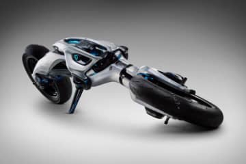 ヤマハ、世界初披露モデルを含む16機種をモビリティショーに出展。テーマは“感じて動き出す”