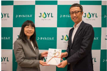 J-オイルミルズ、「JOYLグリーンプロジェクト」で海洋保全団体に寄付