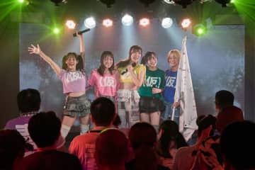 【ライブレポート】ゼロから宇宙へ、新体制アプガ（仮）初ワンマンで第3章を爆発的スタート