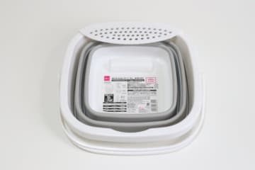 ダイソーで人気になるわけだわ！とりあえず持ってて損なし！家中で大活躍する折りたたみバケツ