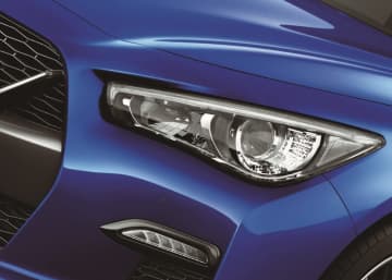日産「スカイライン」一部仕様向上！　特別限定車400R Limitedも発表