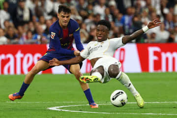 “破れないユニ”に驚愕「耐久性バツグン」　クラシコで火花…実況も「広告になりそう」