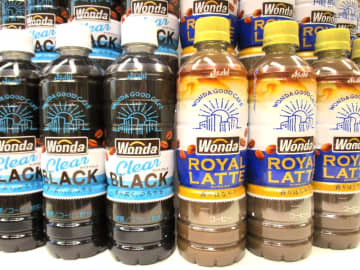 アサヒ飲料「ワンダ」ペットボトルコーヒー「クリアブラック」「ロイヤルラテ」の市場定着を図る