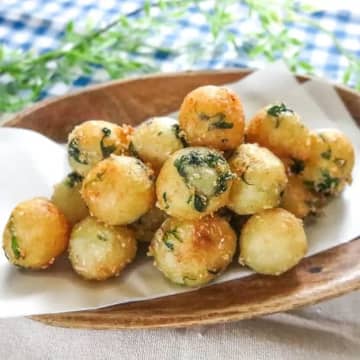 【じゃがいもはつぶすだけで無限に食べられる】「この食べ方反則すぎ！」「大袋が一瞬で消えた！」絶品すぎる神おかずレシピ4選