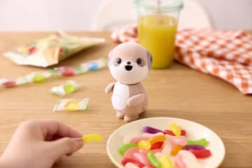 au +1 collectionから「ポケとも」発売、伊勢丹新宿店で展示販売も