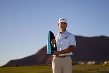 人生を変える勝利　推薦出場の23歳がプロデビュー戦V「本当に驚いている」