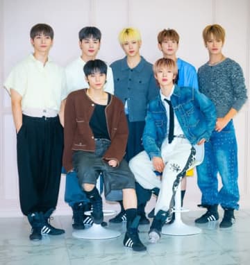 本日カムバックのNEXZ、JYP先輩アーティストも絶賛！新曲『Beat-Boxer』で“次世代パフォーマンスグループ”の実力証明