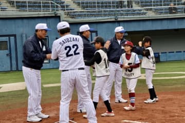 中畑清氏や五十嵐亮太氏ら元プロ野球選手が太田市で熱血野球指導！！