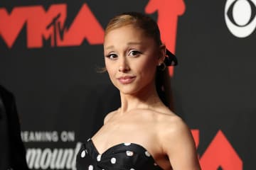 アリアナ・グランデ、『ポジションズ』が最後の音楽作品になっていたかもと明かす