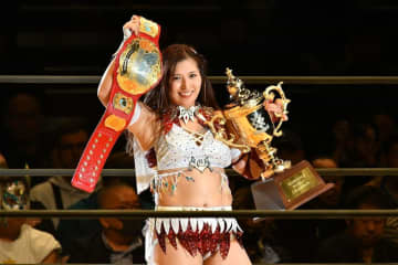 【マリーゴールド】青野未来、悲願のワールド王座初戴冠！詩美を撃破し“新時代”の到来を宣言「私は誰にも負けないマリーゴールド愛で、この団体を引っ張っていきます」