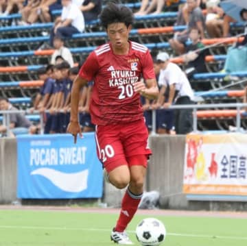 流経大柏の190センチFW「高卒プロは目標でもあった」。東京ヴェルディ加入内定「絶対に上手くなれる環境」にやる気満々