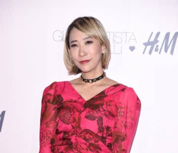 蜷川実花「無心で作り続ける」アート作品を公開⇒ゴージャスで煌びやかな世界観に「ハウルの部屋みたい！」と反響