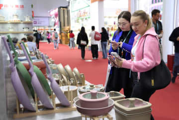 「中国一の展示会」に世界9割超の国・地域からのバイヤーが参加