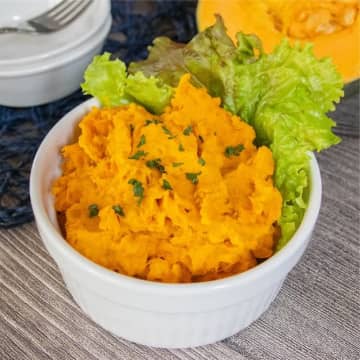 【レンジでチンして混ぜるだけ】材料3つ！かぼちゃの大量消費にもぴったりの簡単副菜レシピ