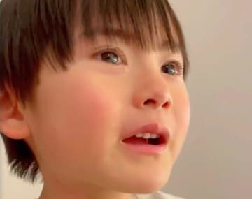 「簡易的ですけど彼女ができた」可愛すぎる子役（10歳）の恋愛事情を37歳美人母がポロリ