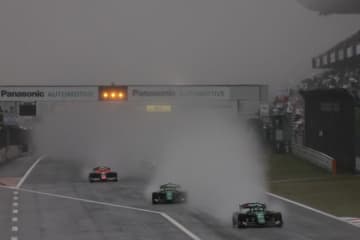 濃霧で中止となったスーパーフォーミュラ第10戦決勝は鈴鹿サーキットで代替開催へ。最終ラウンドが1週末3レースに