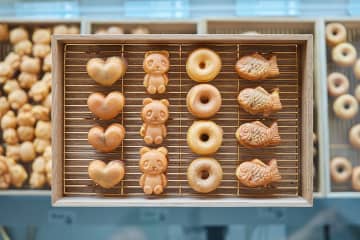 大丸梅田に初登場！かわいすぎる一口サイズの焼菓子「ギンザ プティ カスタ」