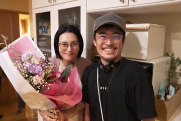 柴咲コウの新境地！“強さの中に弱さも見え隠れする、等身大の主婦”を熱演『兄を持ち運べるサイズに』