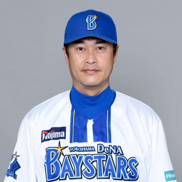【DeNA】大村巌、村田修一両コーチがスコアラー兼任