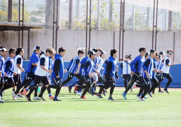 【DeNA】秋季トレーニングがスタート　若手に混じり筒香嘉智ら参加