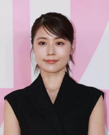 「誰？」有村架純の“いつもと違う”姿に反響「やばい」「ため息が出るほどかわいい」