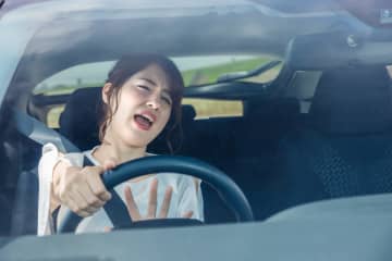 車の運転が荒い人の特徴８つ…自覚がないまま周囲をヒヤッとさせていませんか
