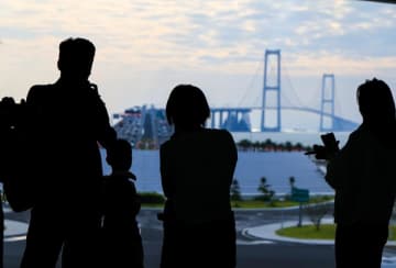 中国広東省の深中通道・西人工島で観光客受け入れ